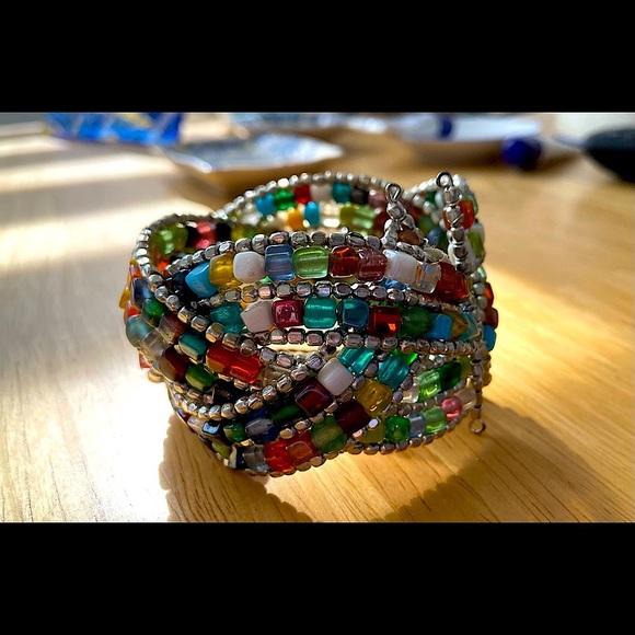 Colorful bead cuff bracelet - Picture 1 of 3